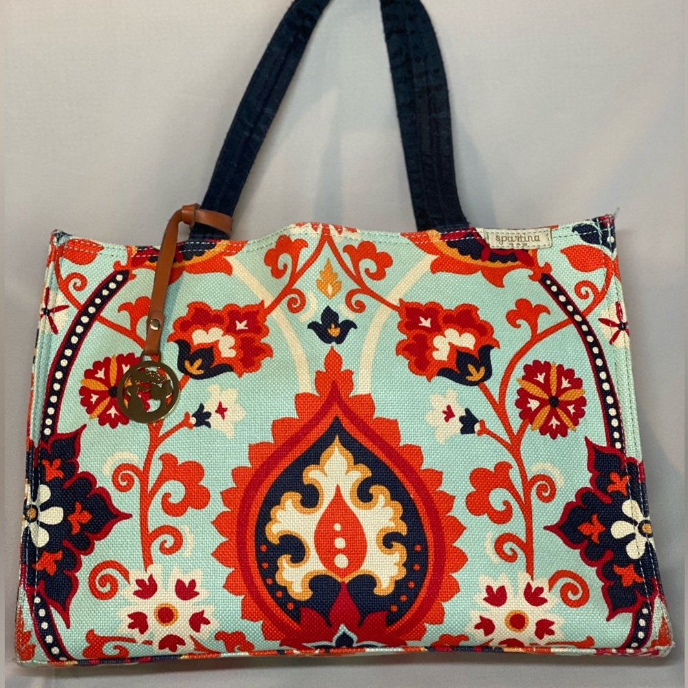 Spartina 449 Linen Market Tote in Waving Girl Pattern